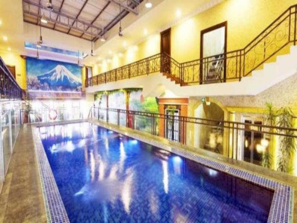 Amos Cozy Hotel Melawai Джакарта Екстериор снимка